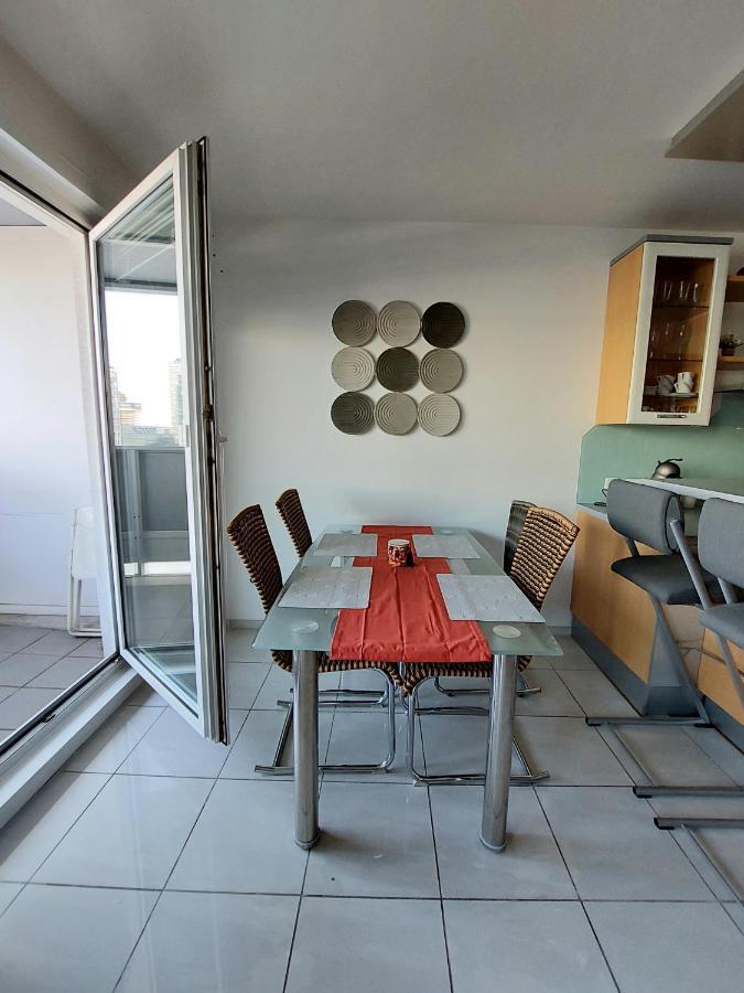 Tower Apartment With Private Terrace Next To Uno Wenen Buitenkant foto